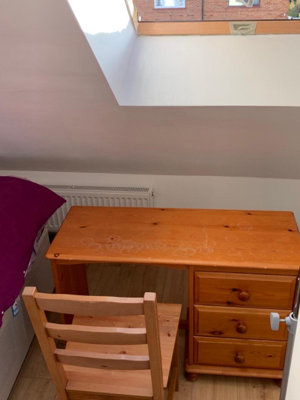 Homestay Comfortable Private In A Friendly In Headington Next To Brookes Oxford, C