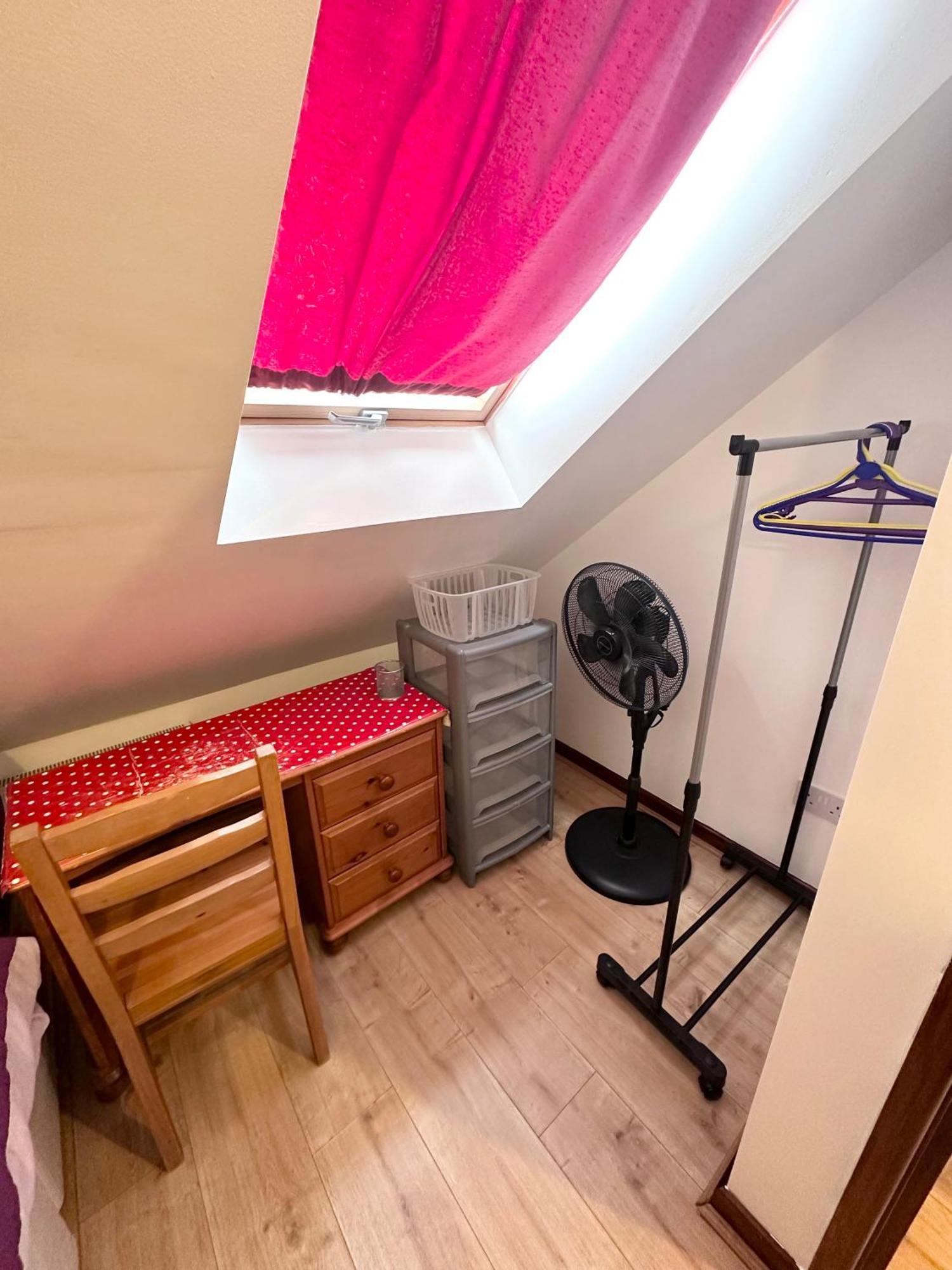 Comfortable Private In A Friendly In Headington Next To Brookes Oxford, C